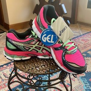 ASICS gel-nimbus 16, hot pink/green and black, new in box